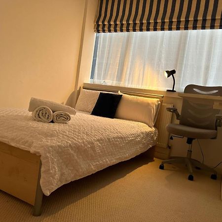 Cavaye House Bed & Breakfast ลอนดอน ภายนอก รูปภาพ