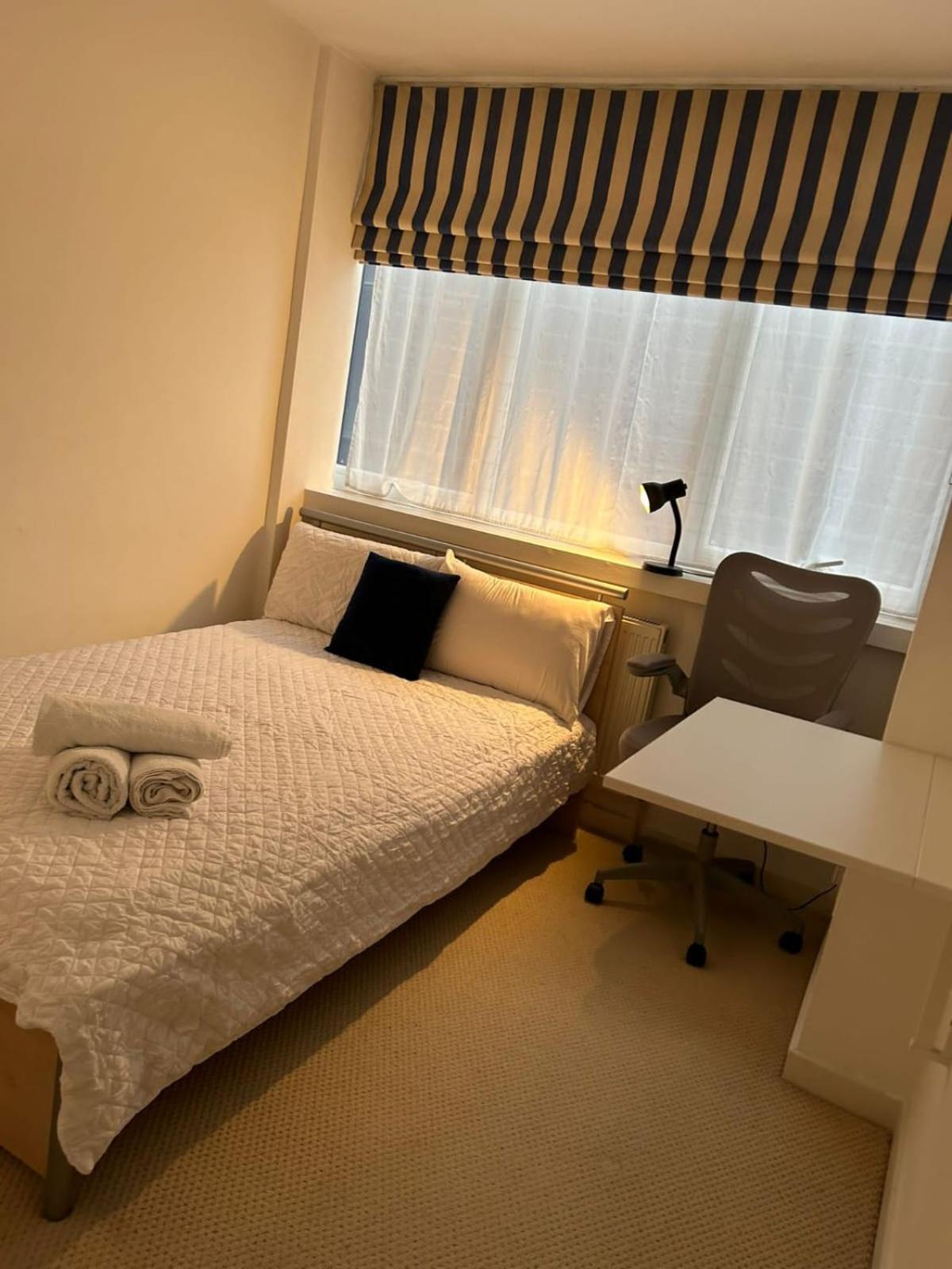 Cavaye House Bed & Breakfast ลอนดอน ภายนอก รูปภาพ